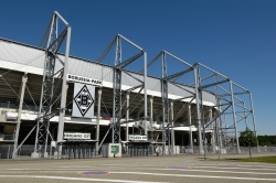 Der BORUSSIA-PARK Stadion in Mönchengladbach.