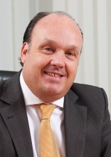 Klaus Smets ist General Manager bei Toshiba und seit vielen Jahren verantwortlich fï¿½r Vertrieb und Produktentwicklung von IT-Lï¿½sungen fï¿½r den Einzelhandel.